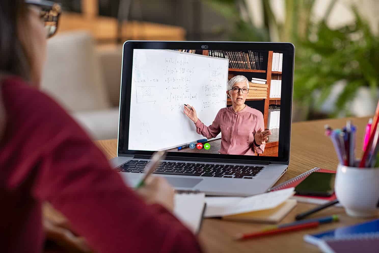Studying With Video Online Lesson At Home Zyr8ucc.jpg